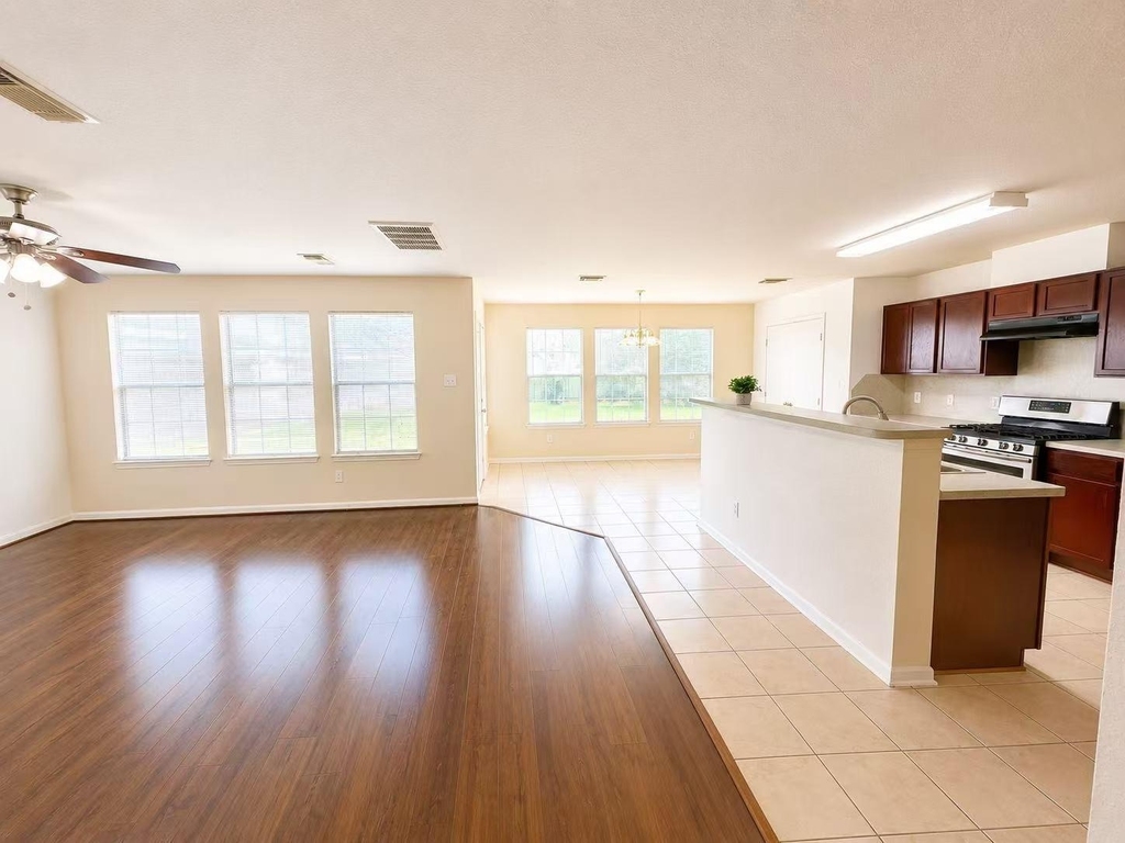 3519 Benjamin Franklin Lane - Photo 2