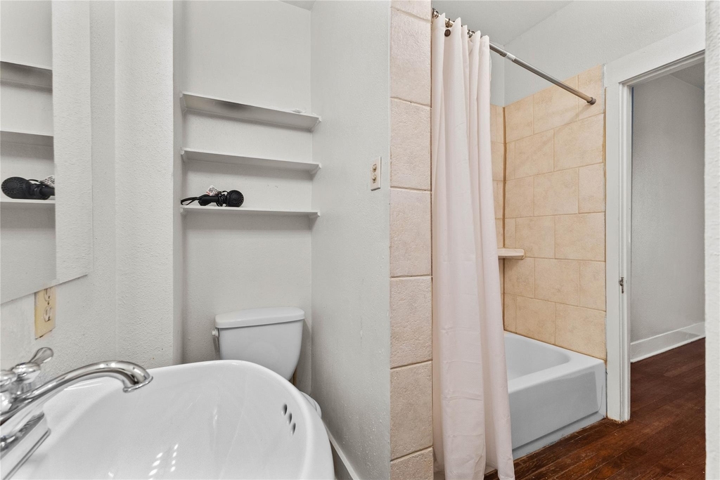 2511 Whitney - Photo 16