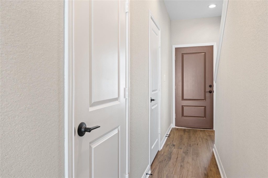 14010 Longstreet - Photo 2