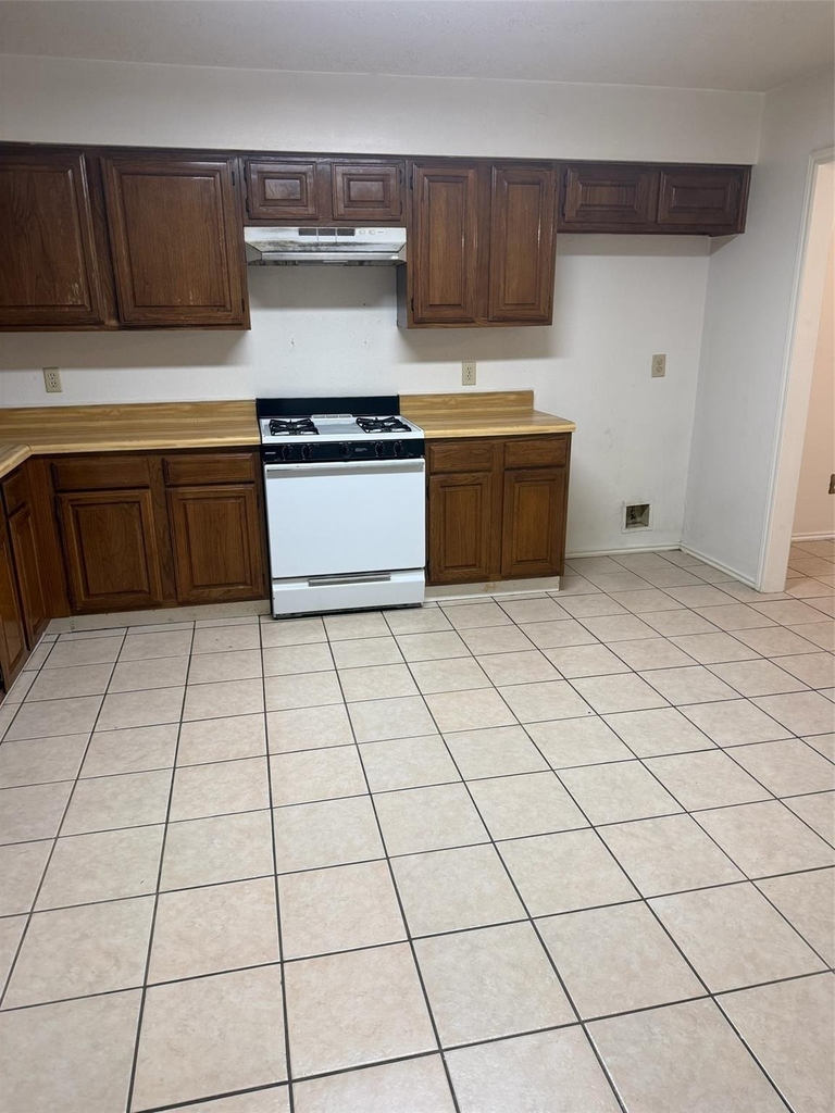 18023 Garden Manor Drive - Photo 4