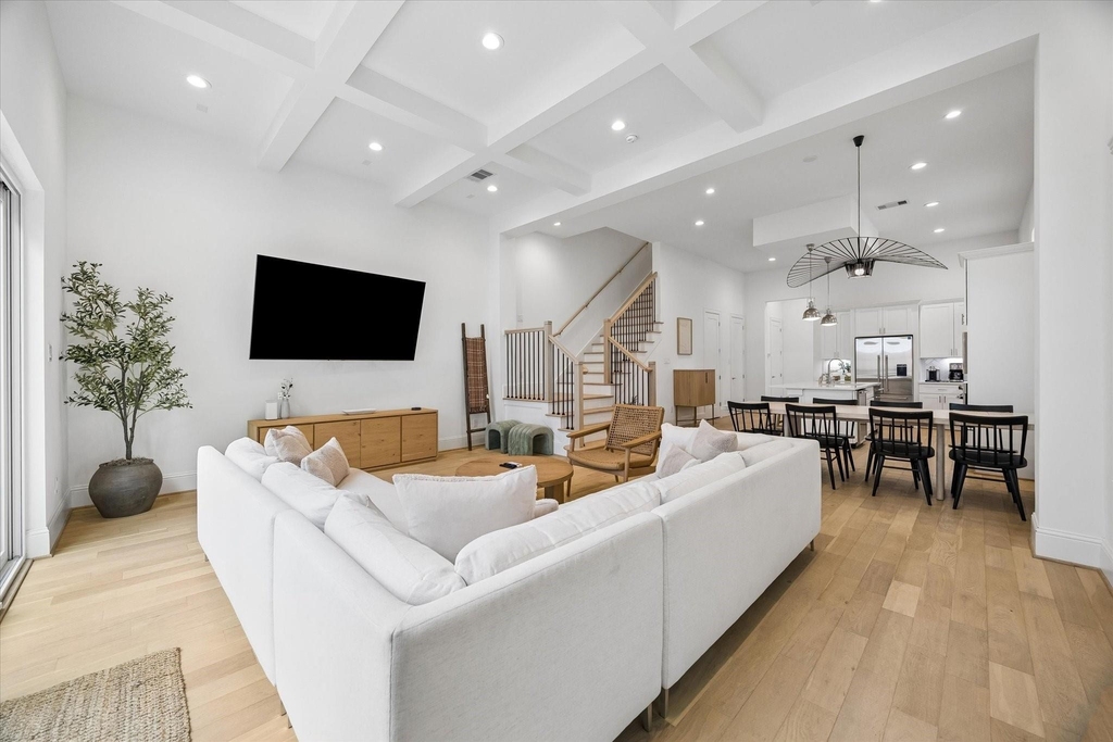 826 Nadine Street - Photo 15