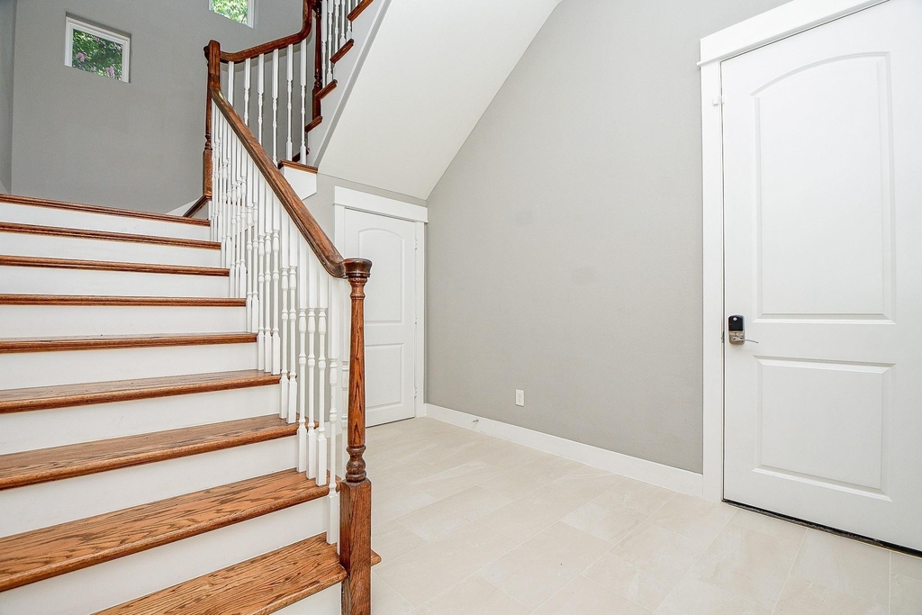955 W 24th Street - Photo 11