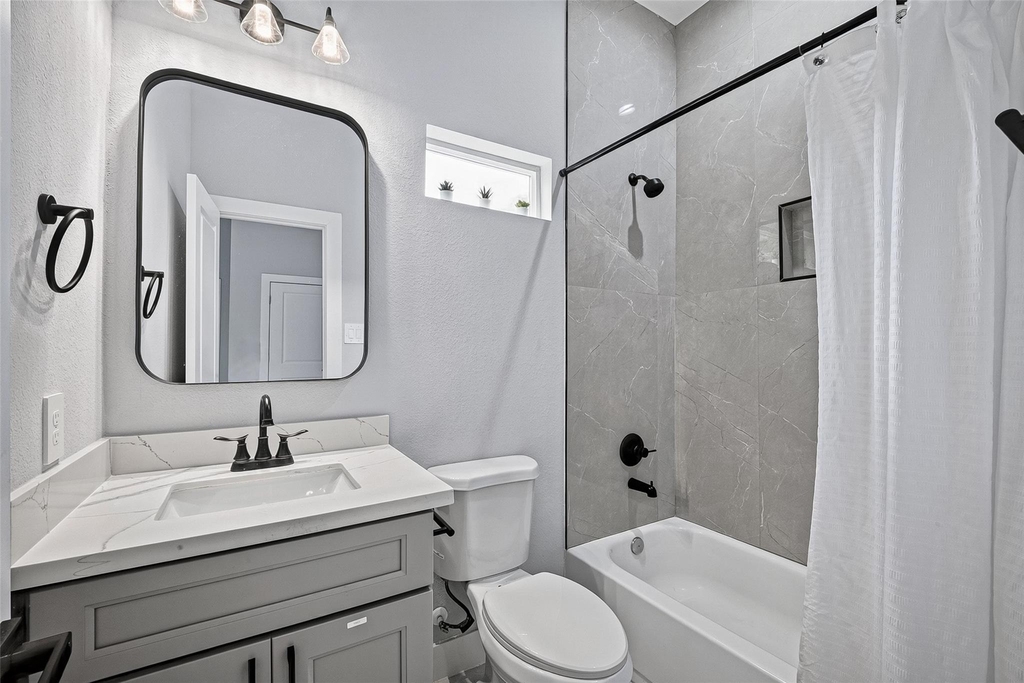 5027 Dickens Road - Photo 21
