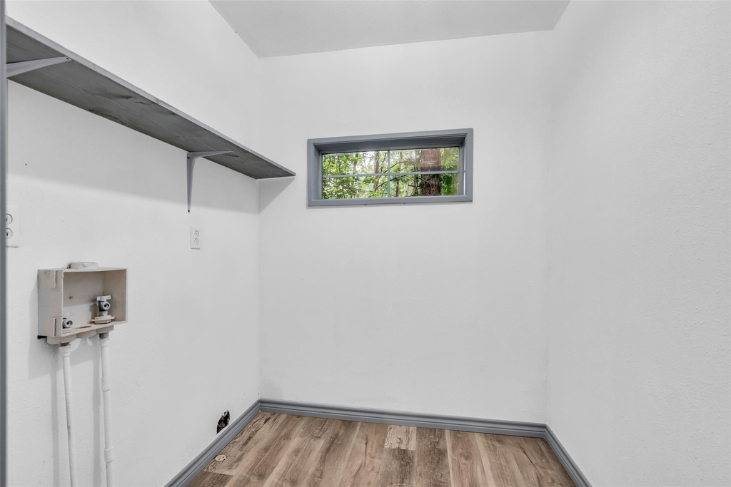 1381 Harrell Road - Photo 8