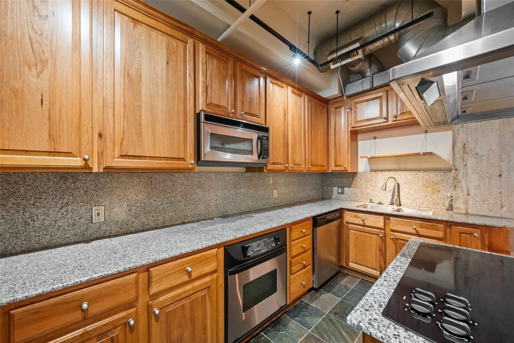 711 Main Street - Photo 12