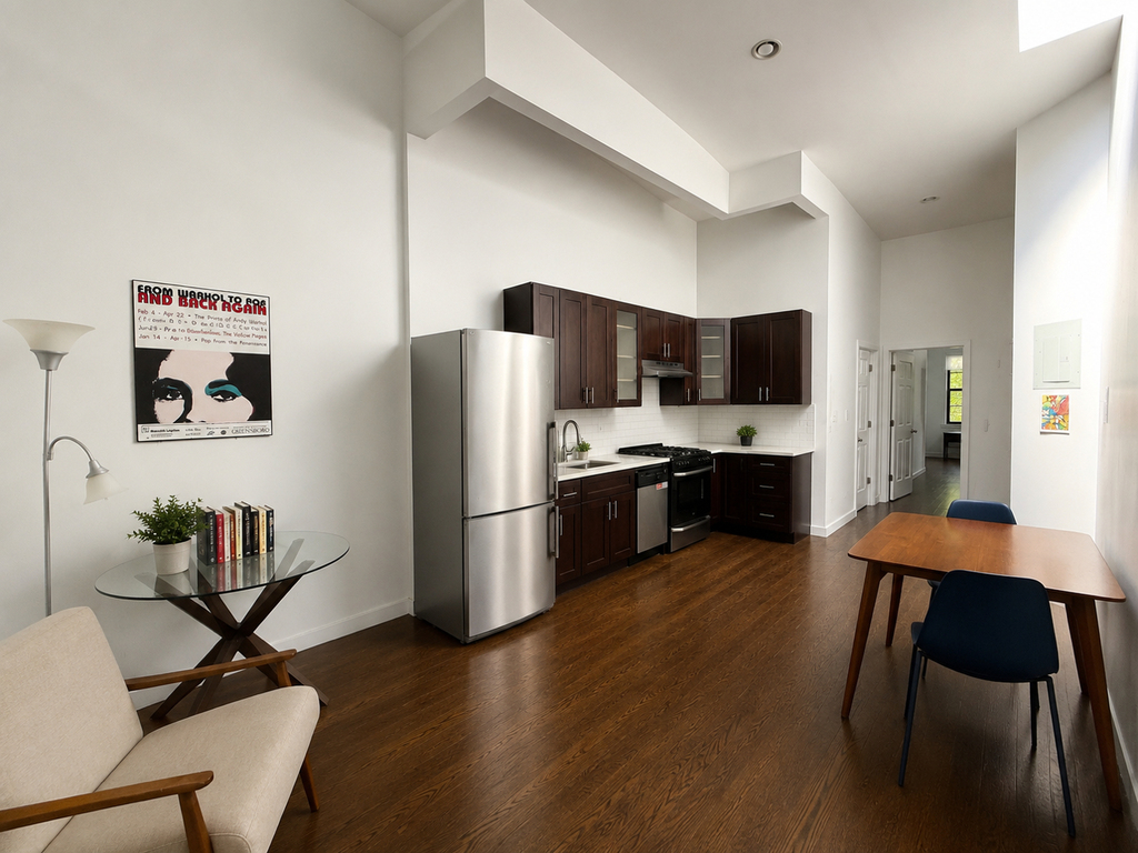 886 Franklin Avenue - Photo 0