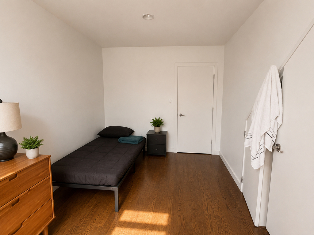 886 Franklin Avenue - Photo 5