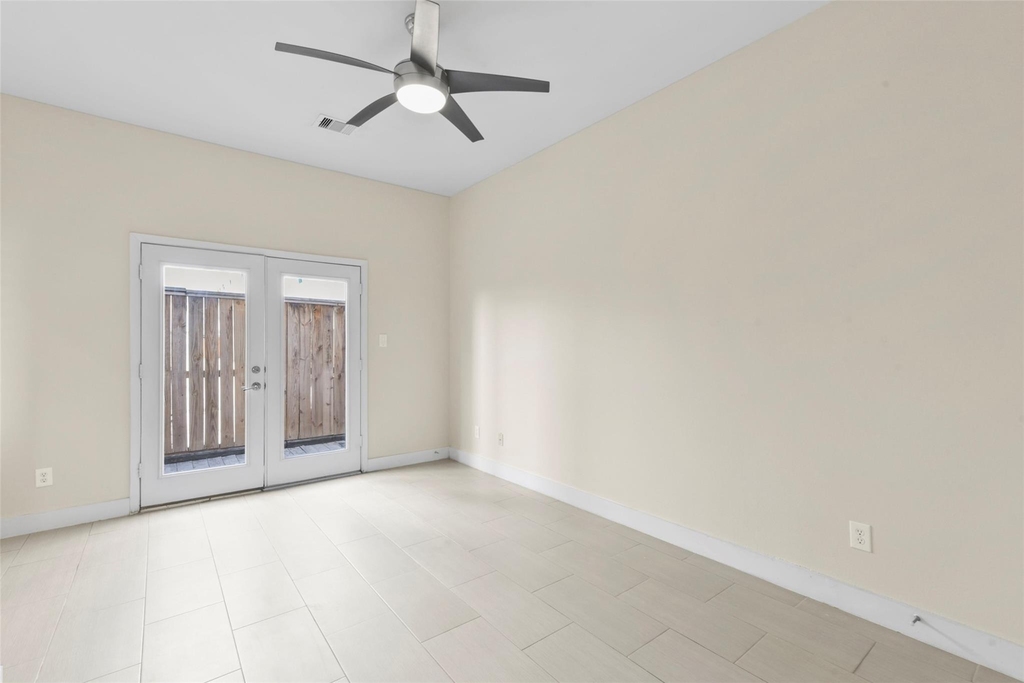 901 Roy Street - Photo 5