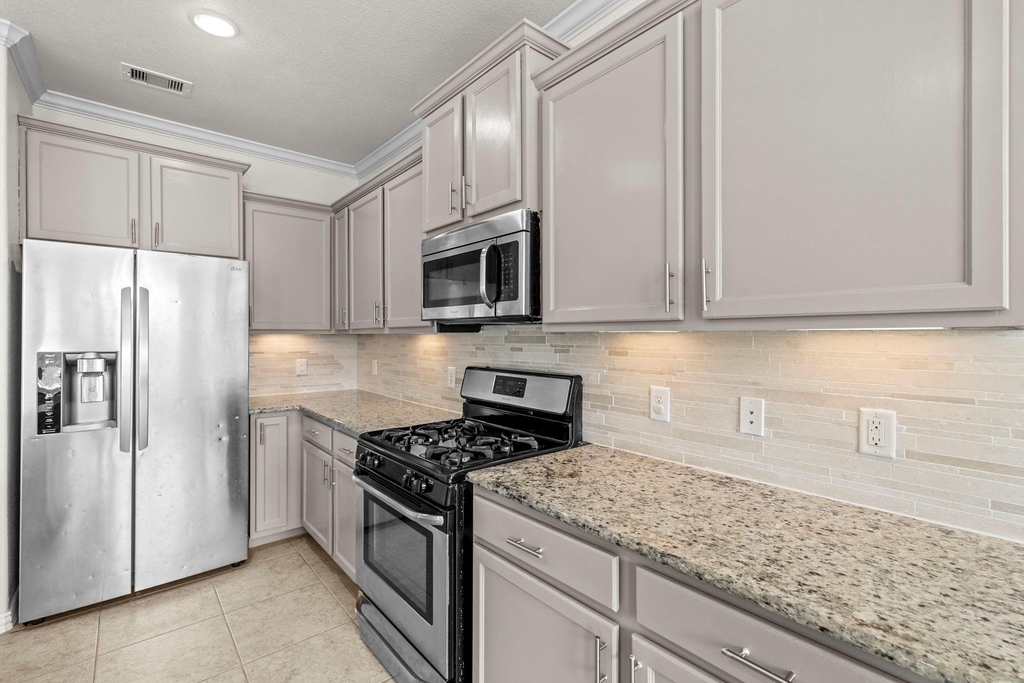 8026 Caden Mills Lane - Photo 27