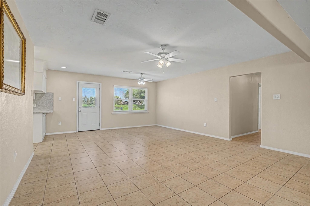 827 Pickney Avenue - Photo 8