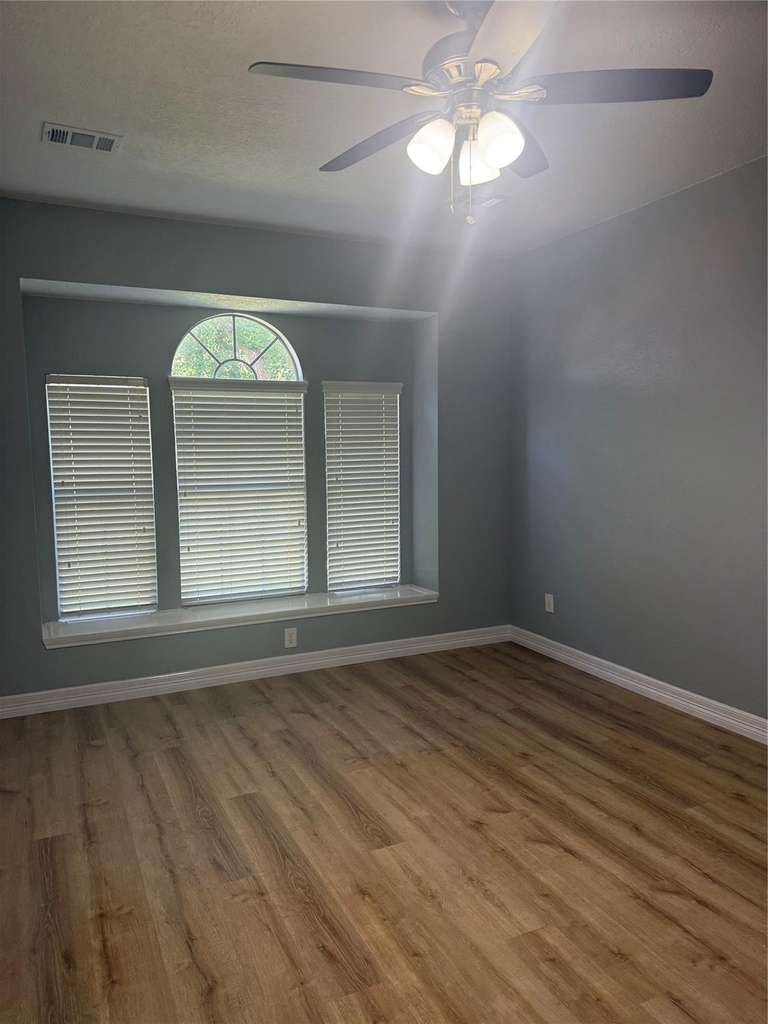 4727 Heritage Country Lane - Photo 4