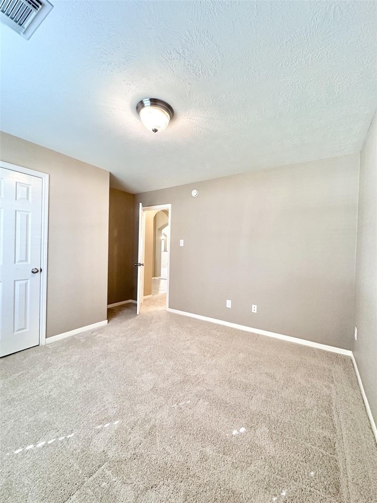 9419 Vander Rock Drive - Photo 14