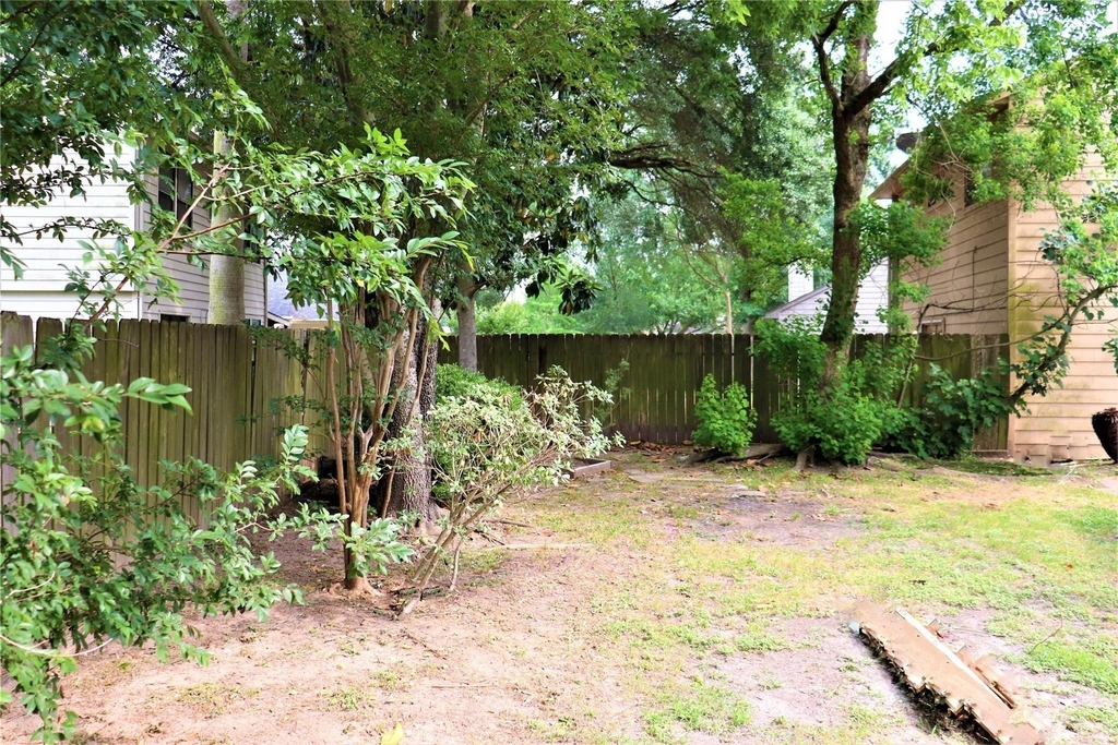 7718 High Village Drive - Photo 21