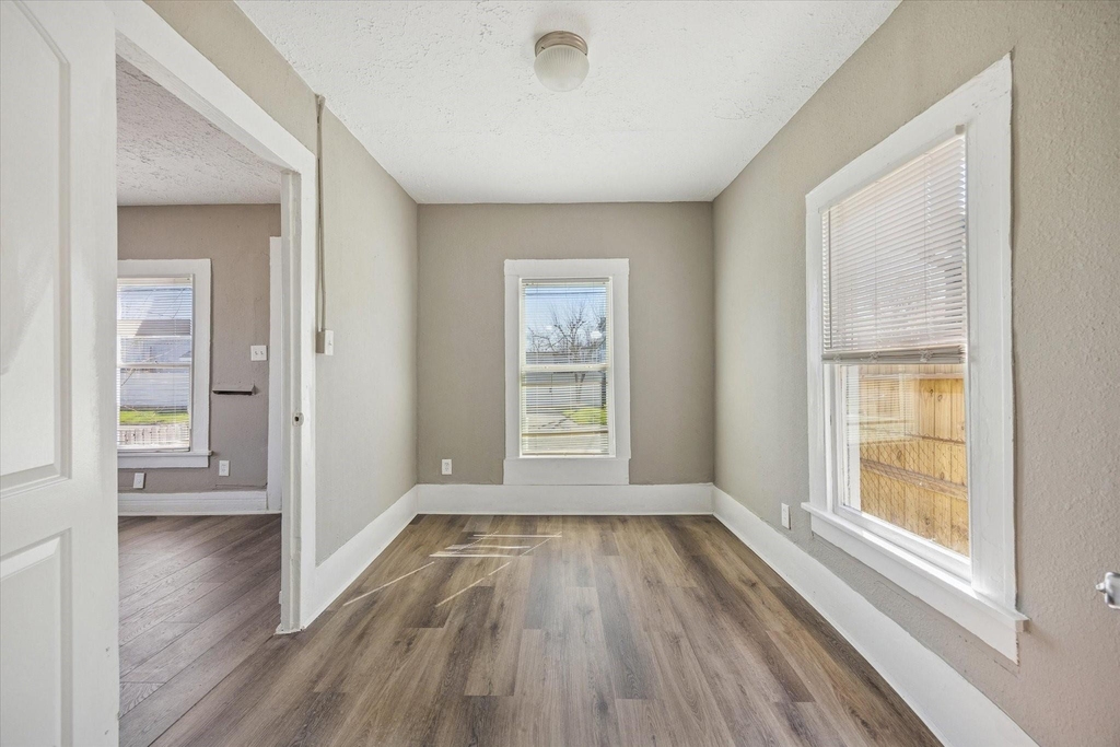 1115 Bigelow Street - Photo 1