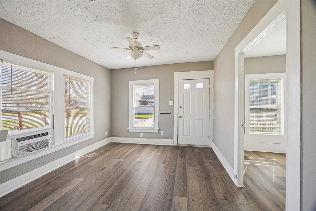 1115 Bigelow Street - Photo 0