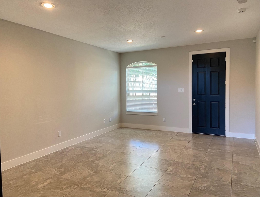 13409 Preston Cliff Court - Photo 4