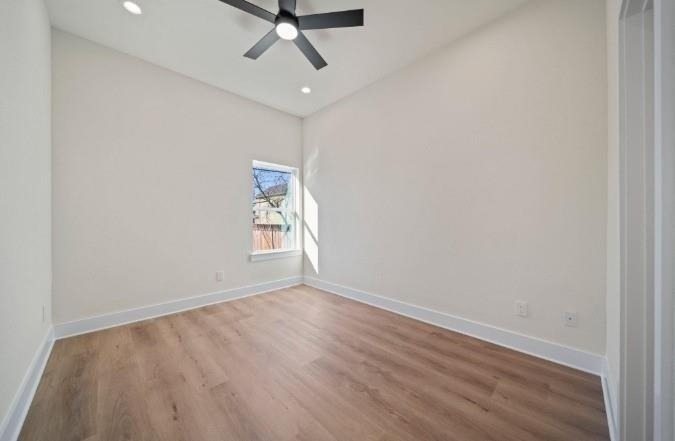 236 E 39th Street - Photo 14
