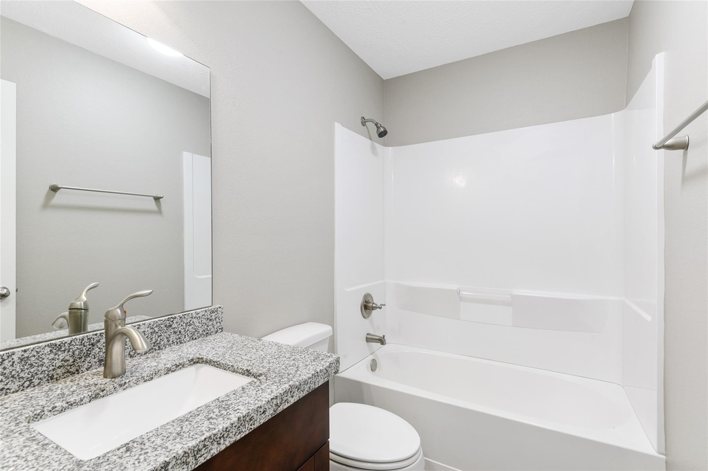 124 Artesian Way - Photo 17