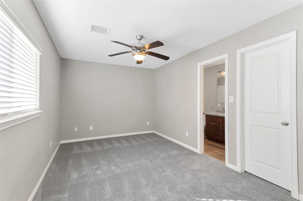 124 Artesian Way - Photo 14