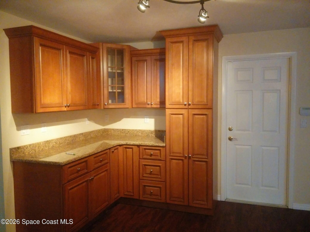 2330 Jason Street - Photo 5