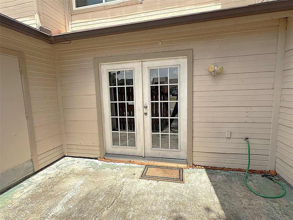 1911 Country Village Boulevard - Photo 19