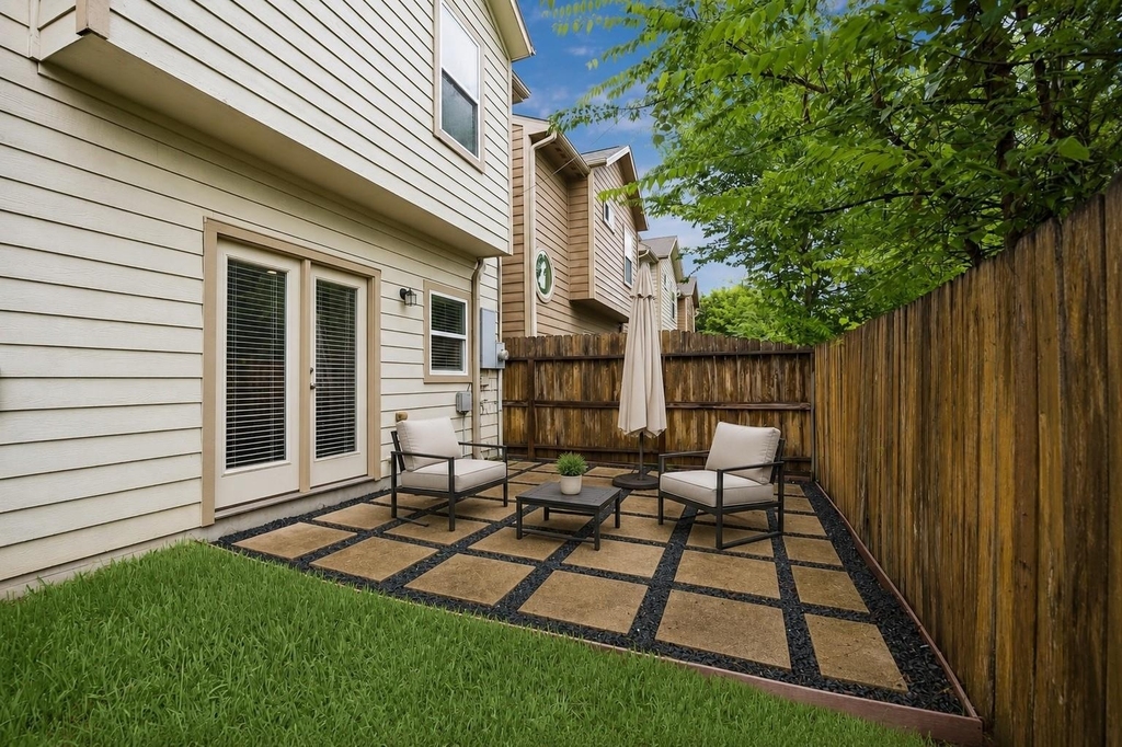 5106 Pinemont Place - Photo 14