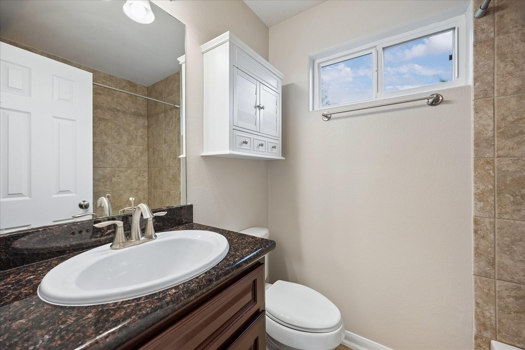 5106 Pinemont Place - Photo 11
