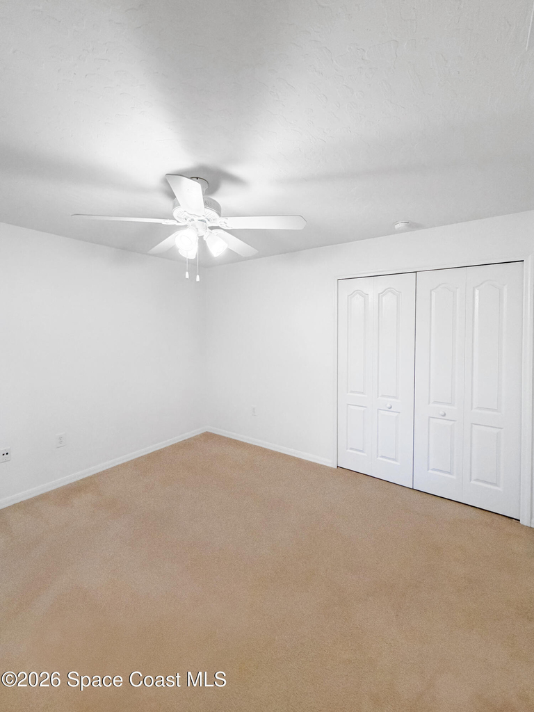 467 Sauders Road Se - Photo 15