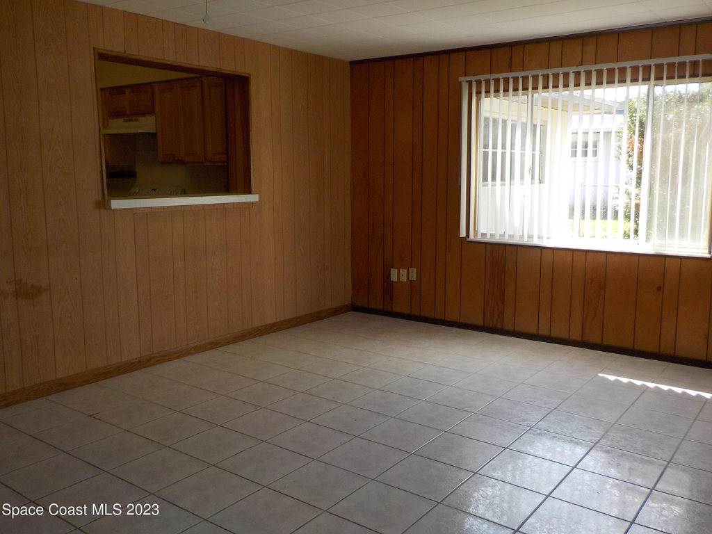 636 Hampton Drive Ne - Photo 6