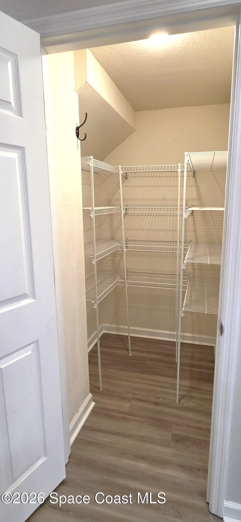 1390 Lara Circle - Photo 6