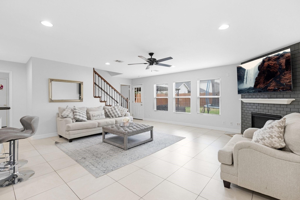 3507 Clipper Winds Way - Photo 2
