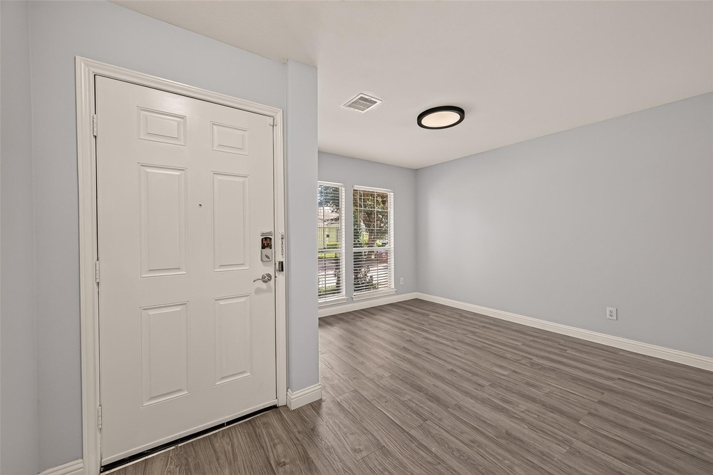 12819 Wisteria Park Drive - Photo 6