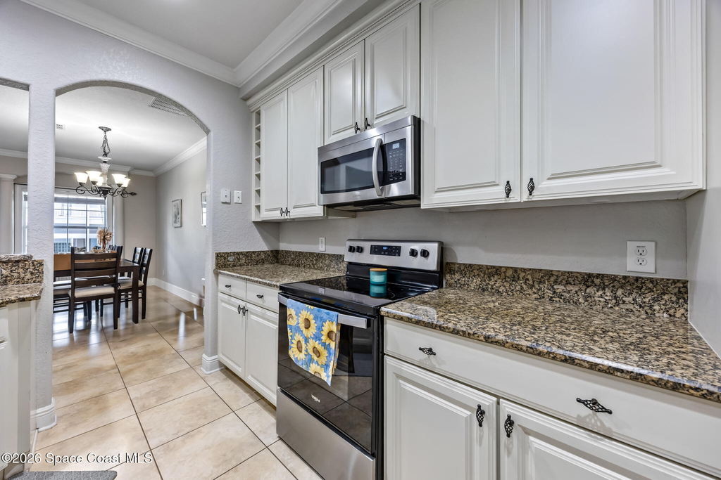 1795 Noel Place - Photo 9