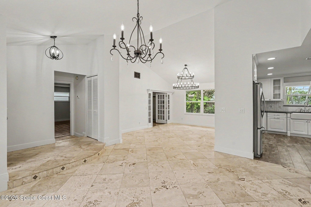 115 11th Avenue - Photo 9