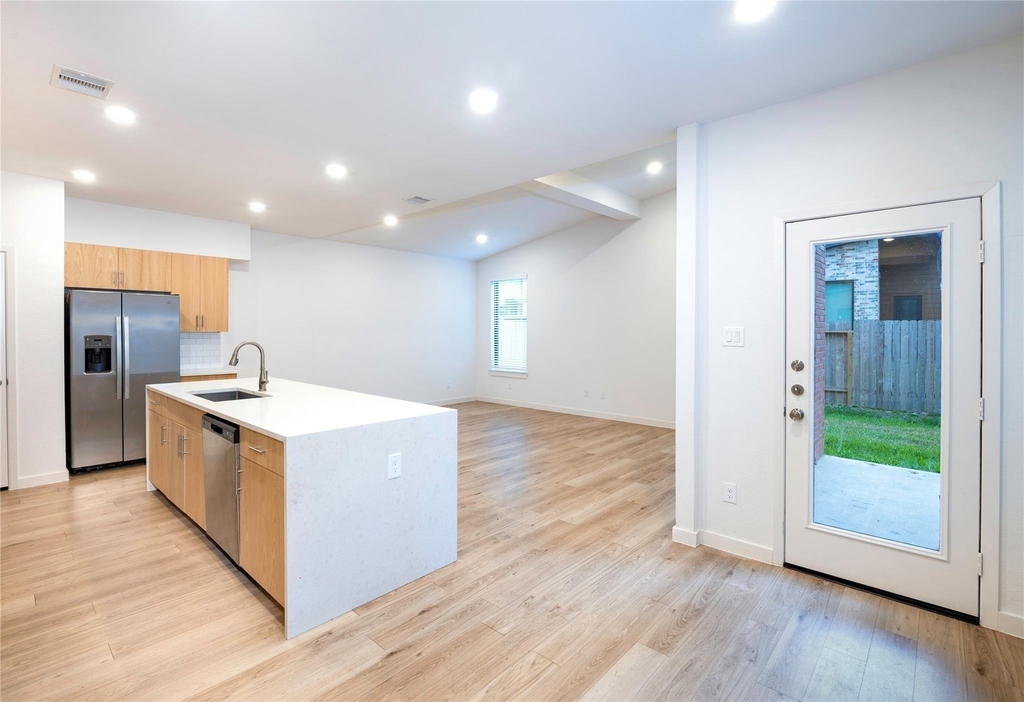 2515 Appian Way - Photo 8