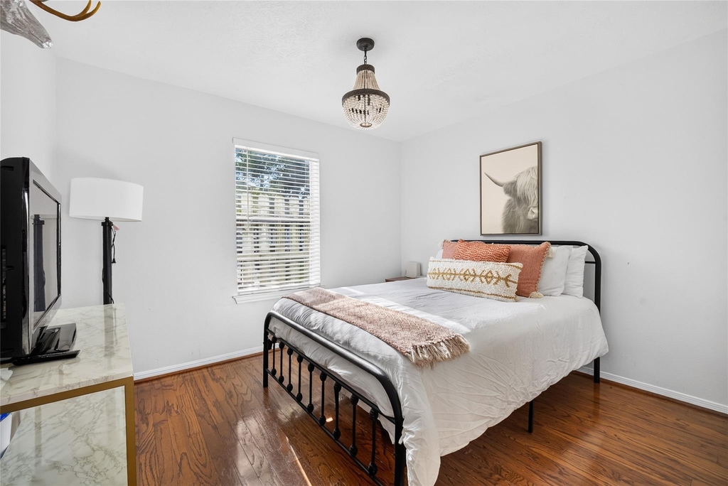 1308 Andrews Street - Photo 12