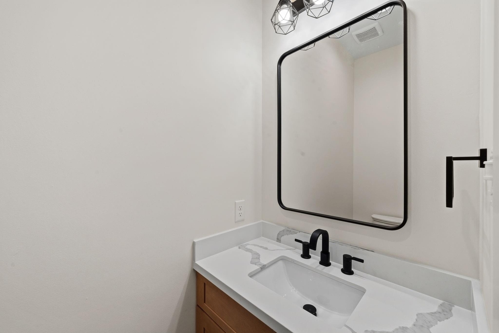 8023 Easter Street - Photo 2