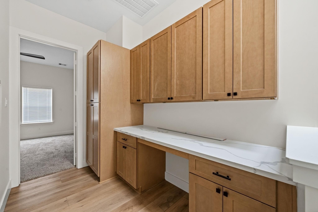 8023 Easter Street - Photo 7