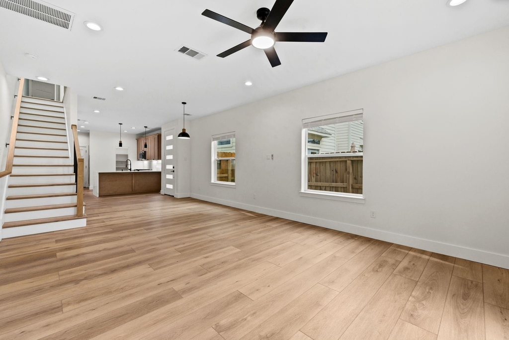 8023 Easter Street - Photo 3
