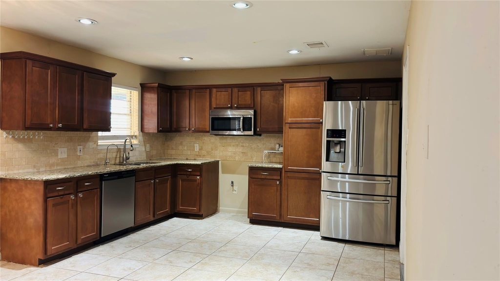 11407 Hazen Street - Photo 10