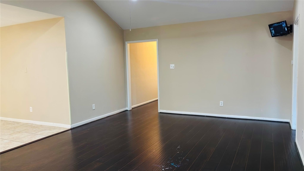 11407 Hazen Street - Photo 16