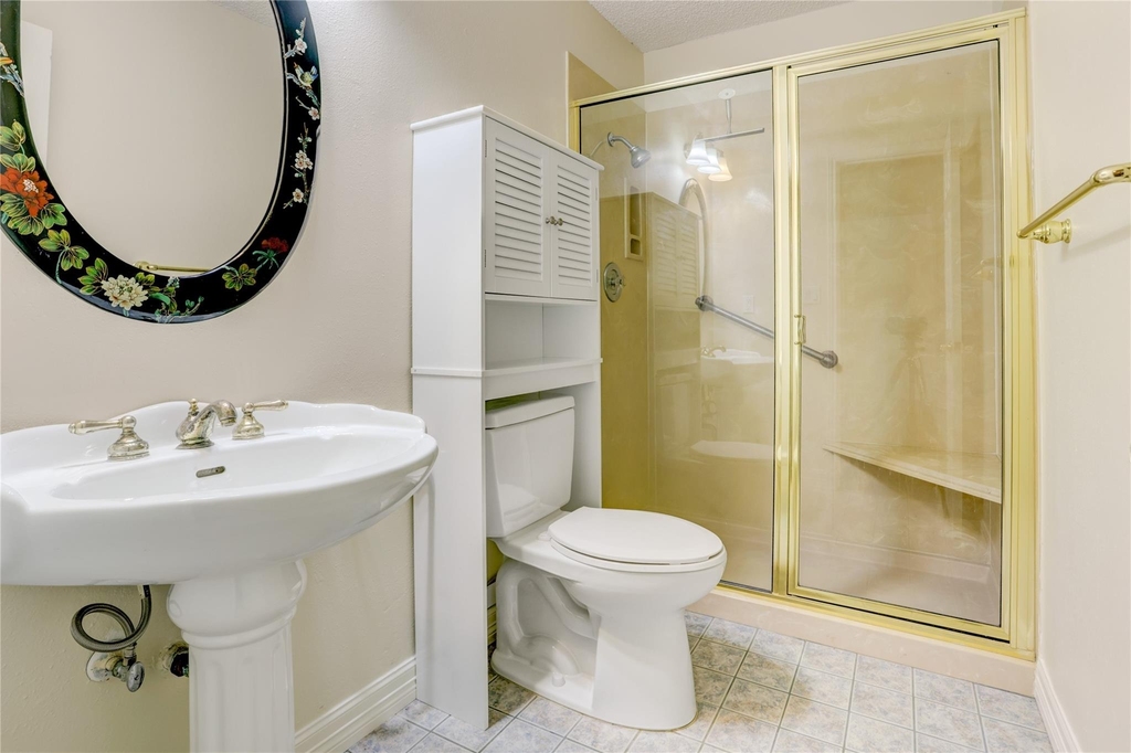 2253 Triway Lane - Photo 14