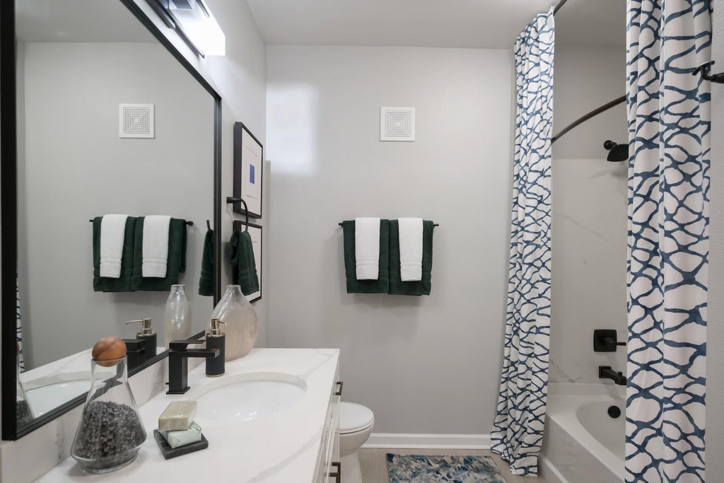 4855 Magnolia Cove Drive - Photo 4