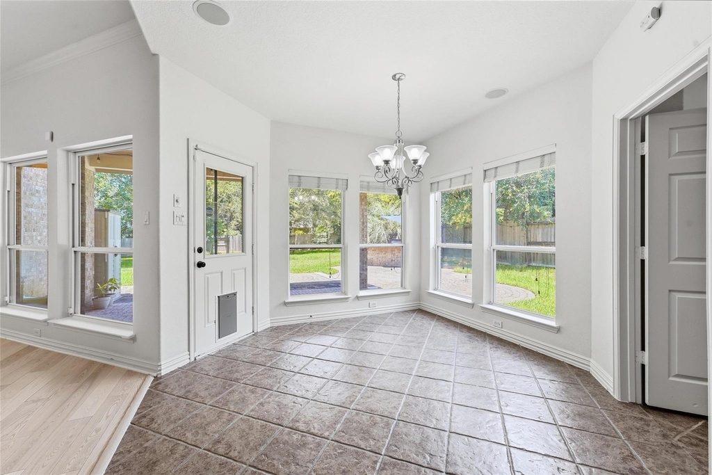 58 N Scribewood Circle - Photo 10