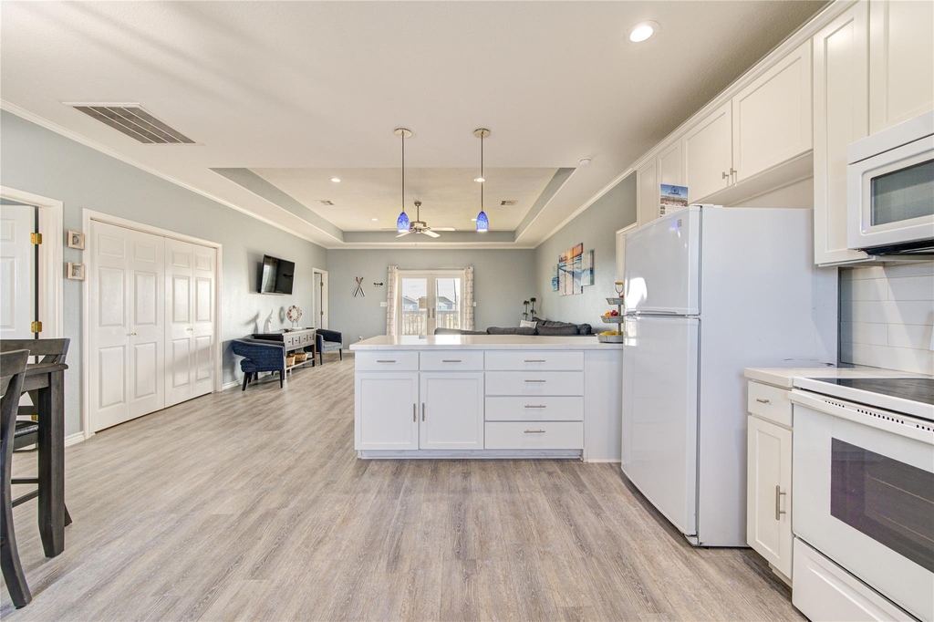 14110 Miramar Drive - Photo 23
