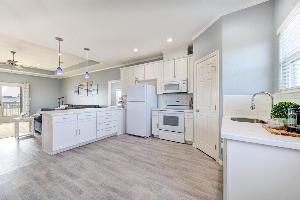 14110 Miramar Drive - Photo 22