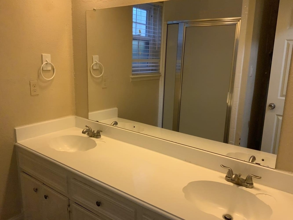 16395 Havenpark Drive - Photo 14