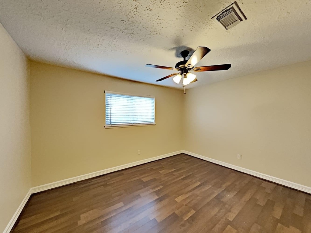 16395 Havenpark Drive - Photo 13