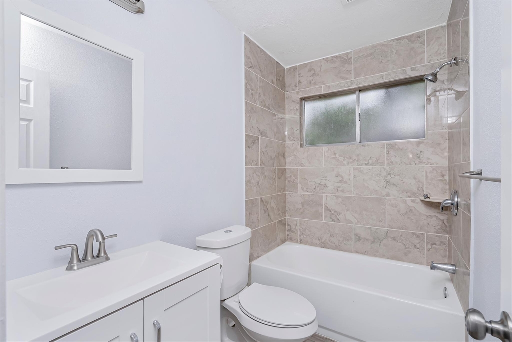 2527 Silver Trumpet Drive - Photo 16