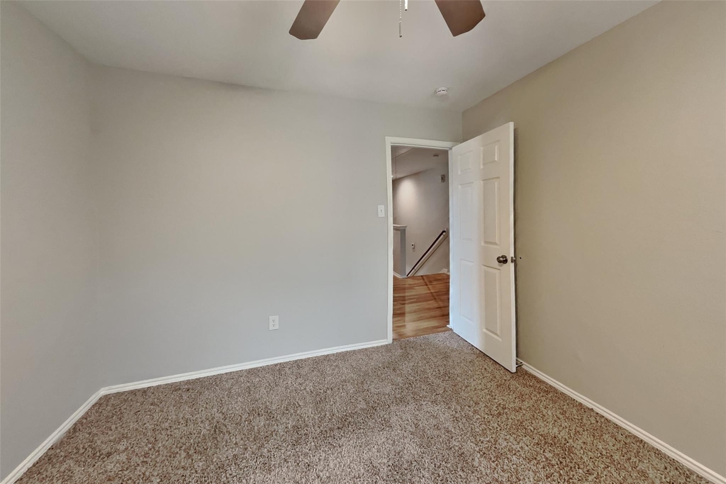 21210 Bridgemeadows Lane - Photo 12